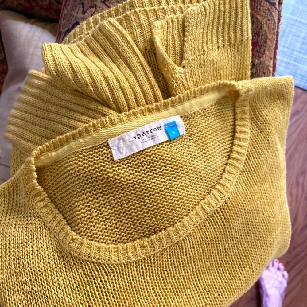 “Sparrow” Mustard Crew Neck Sweater SM
